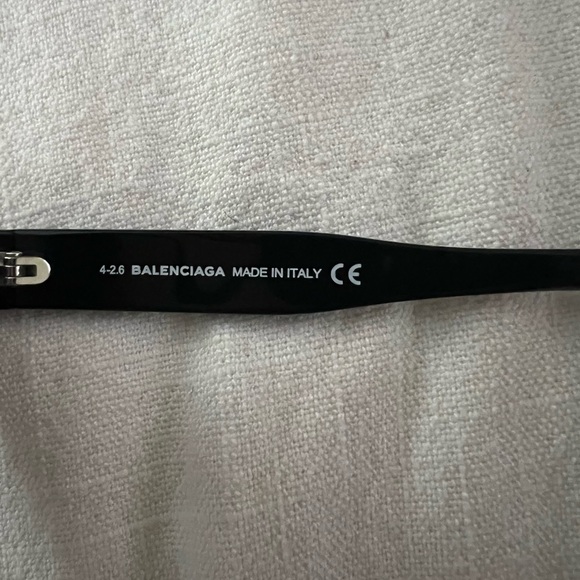 Balenciaga sunglasses - Picture 5 of 6